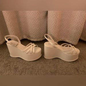ROC Roxie Platform Wedges / Heels White Size 39